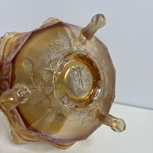 Antique 1910s Fenton Butterfly & Berry Centerpiece Carnival Glass Bowl - Picture 7 of 8